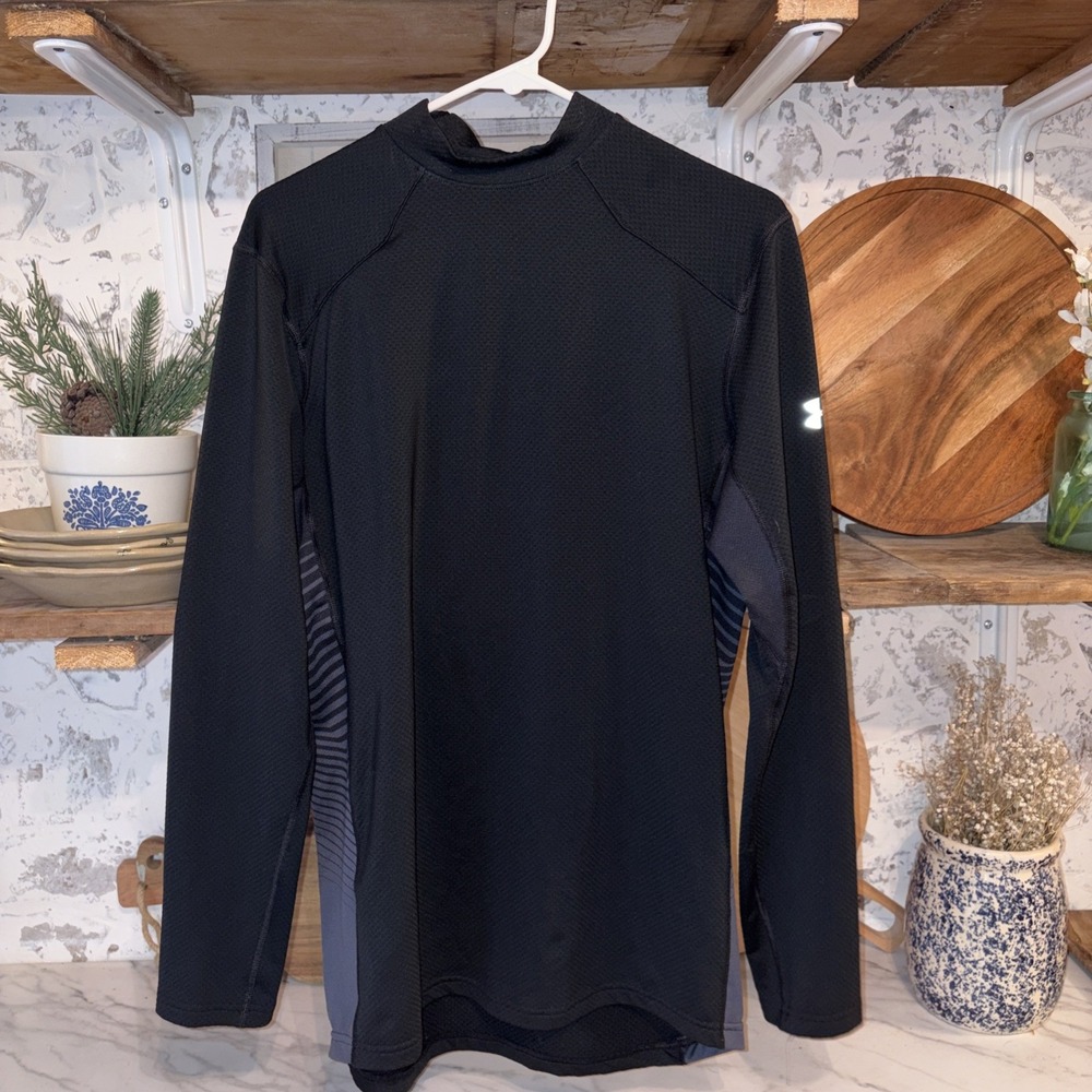 Men's M Under Armor Long Sleeve Athletic Sports Gym Shirt Black